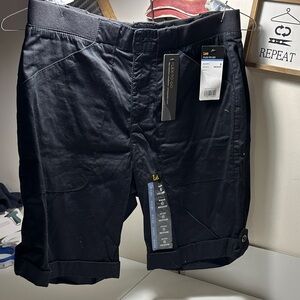 Lee Woman’s Black Cargo Shorts
